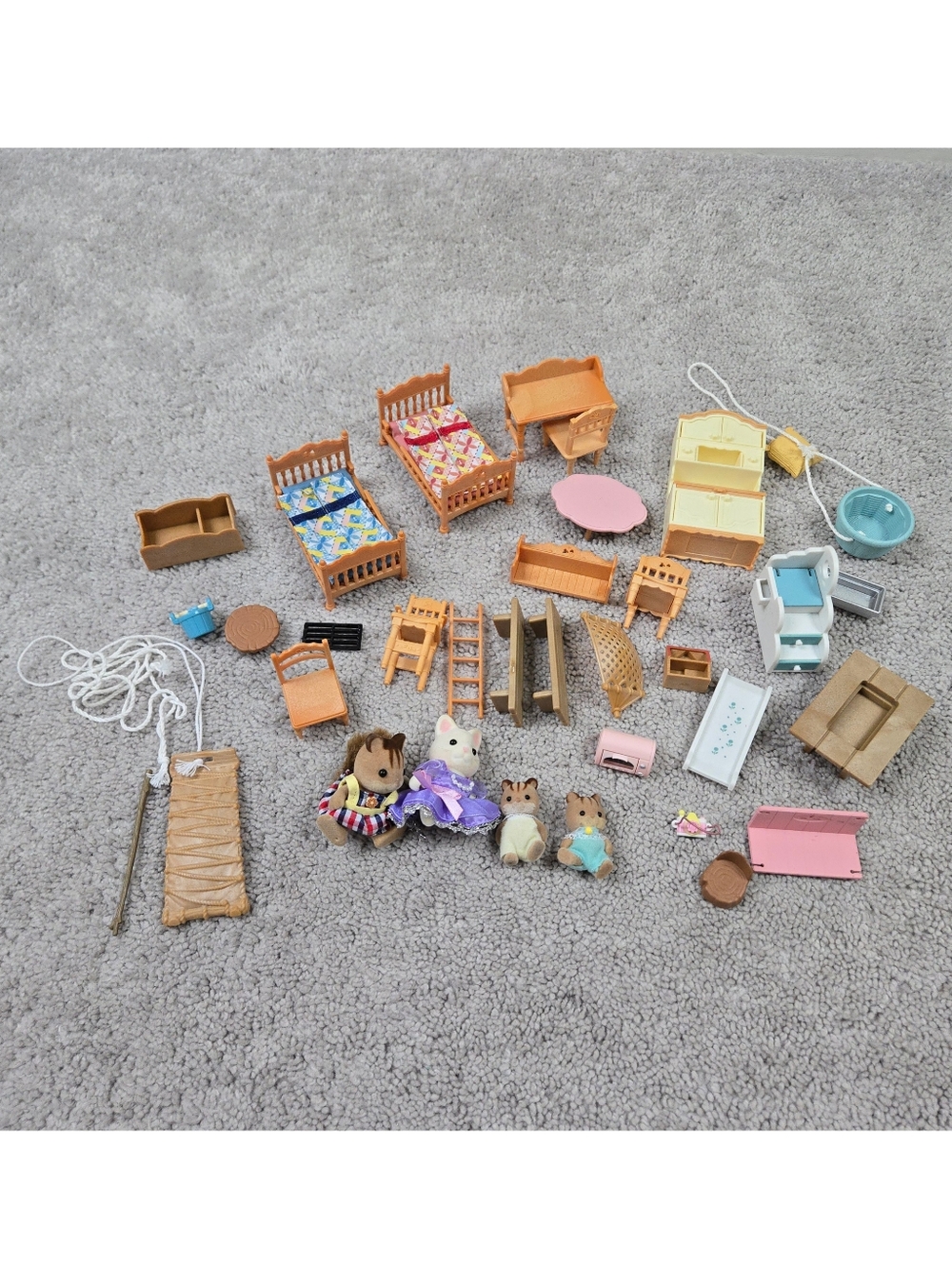 Sylvanian Families Calico Critters Lot Of 36 Furniture Animals Squirrel Mouse
